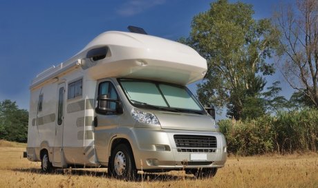 Réfection de l'intérieur de camping-car par sellier garnisseur à Valence